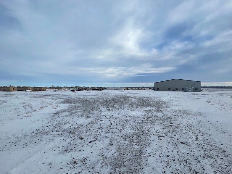 More Photos Of 3532 Hwy 58, Fairview Warehouse For Sale