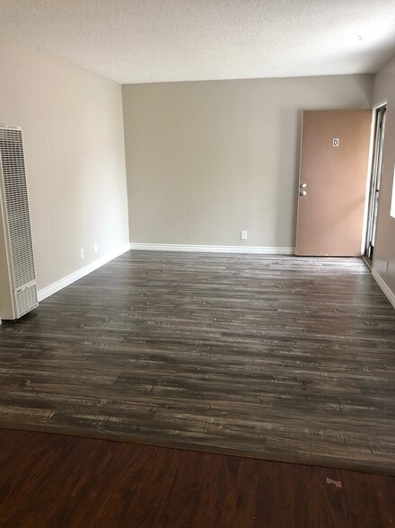 More Photos Of 1129-1135 W 10th St, San Pedro Apartments For Sale