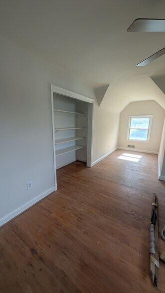More Photos Of 9207 Old Georgetown Rd, Bethesda Office For Sale
