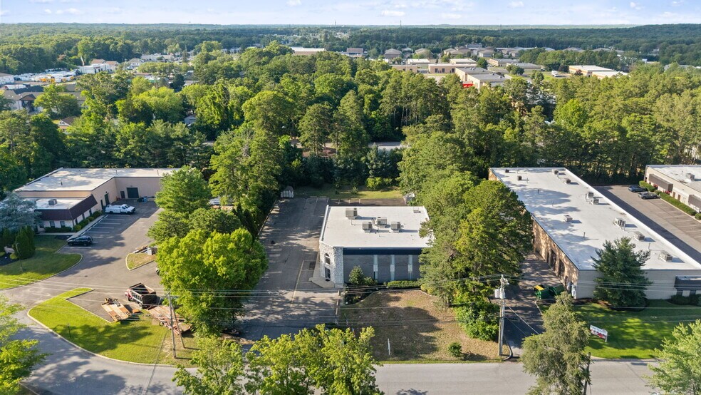 More Photos Of 411 Commerce Ln, West Berlin Industrial For Sale