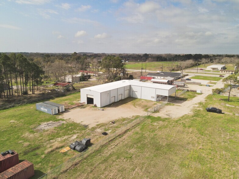 More Photos Of 3811 FM 646 Rd N, Santa Fe Manufacturing For Sale