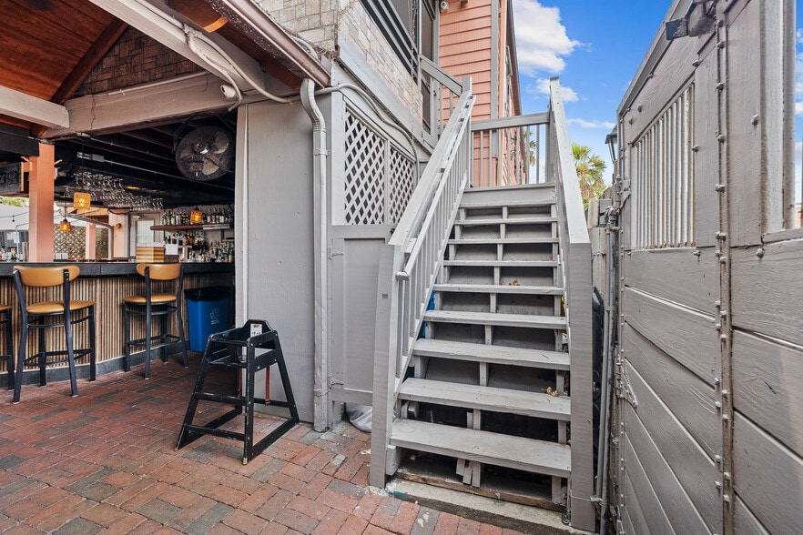 More Photos Of 22 Hypolita St, Saint Augustine Restaurant For Sale