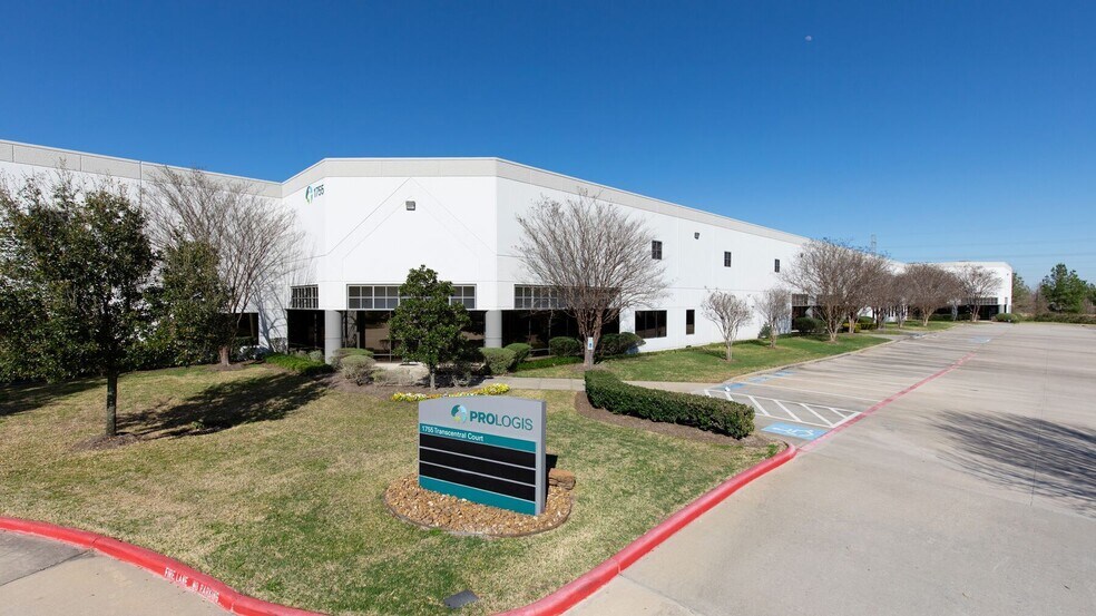 More Photos Of 16330 Central Green Blvd, Houston Unknown For Lease