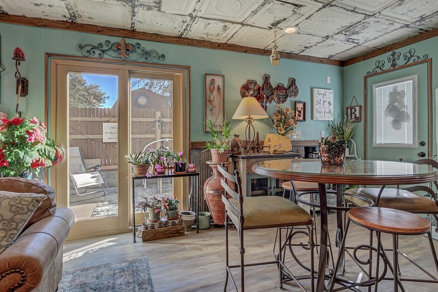 More Photos Of 906 E Frontier St, Payson Assisted Living For Sale