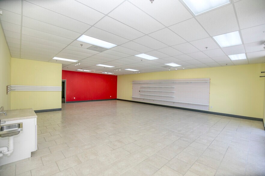 More Photos Of 11657 Lakeridge Pky, Ashland Unknown For Lease