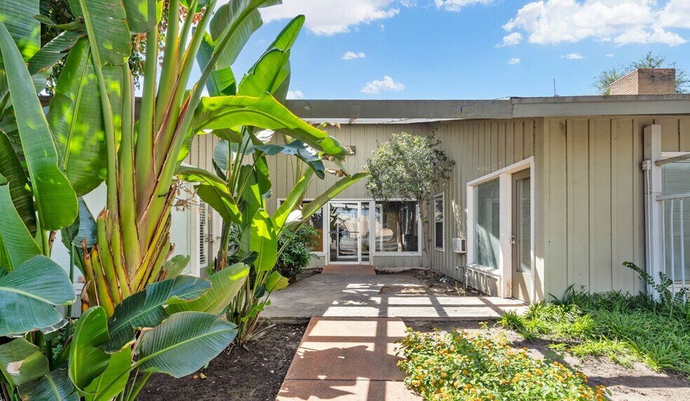 More Photos Of 2920 H St, Bakersfield Medical For Lease