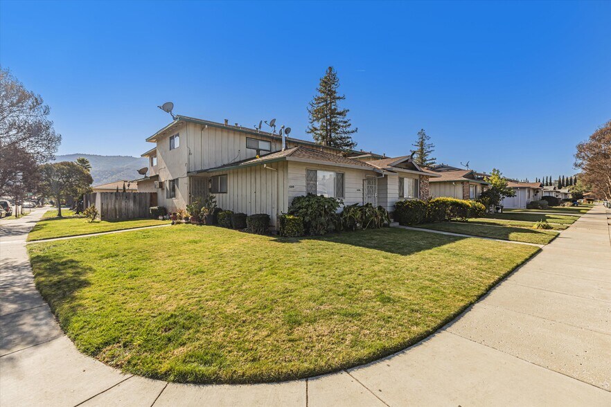 Primary Photo Of 1210 Juniper Dr, Gilroy Multifamily For Sale
