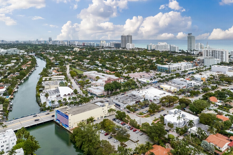 More Photos Of 4014 Chase Ave, Miami Beach Office For Lease