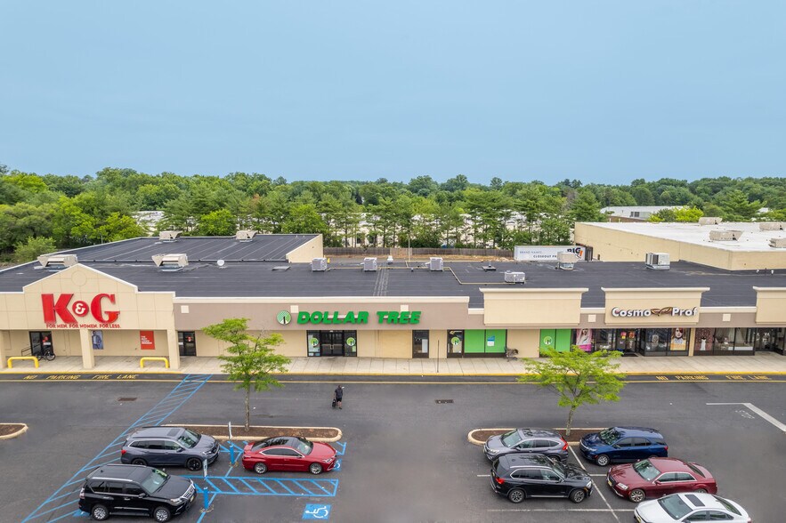 More Photos Of 937-989 Church Rd, Cherry Hill Unknown For Lease