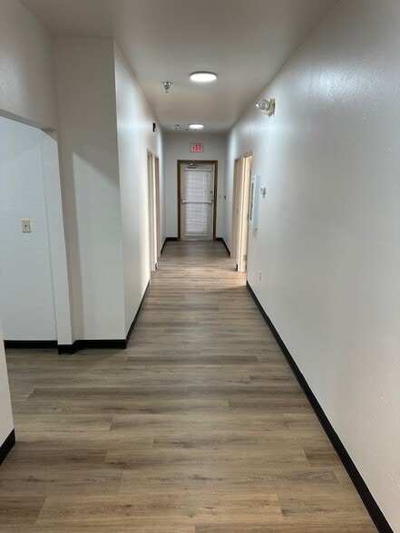 More Photos Of 416 W 15th St, Edmond Medical For Sale