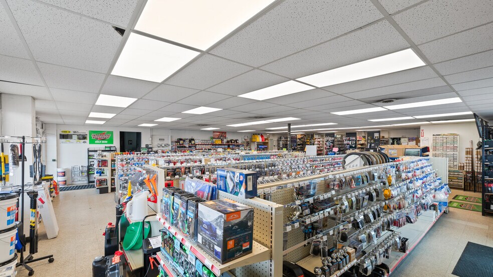 More Photos Of 508 E 3rd Ave, Moses Lake General Retail For Sale