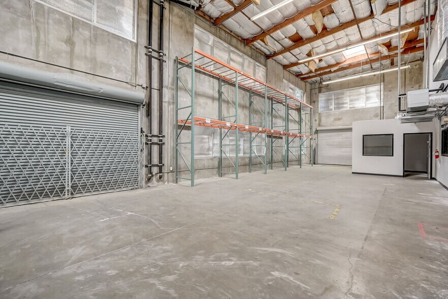 More Photos Of 15 Argonaut, Aliso Viejo Research And Development For Sale