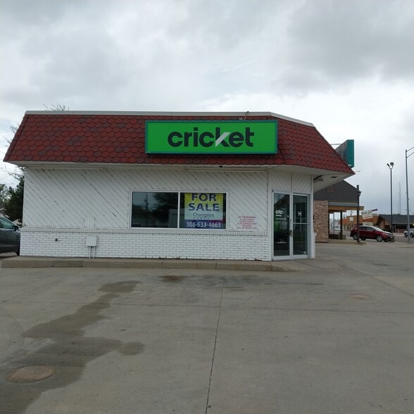 More Photos Of 202 W 27th St, Scottsbluff Freestanding For Sale