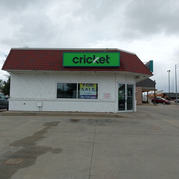 More Photos Of 202 W 27th St, Scottsbluff Freestanding For Sale