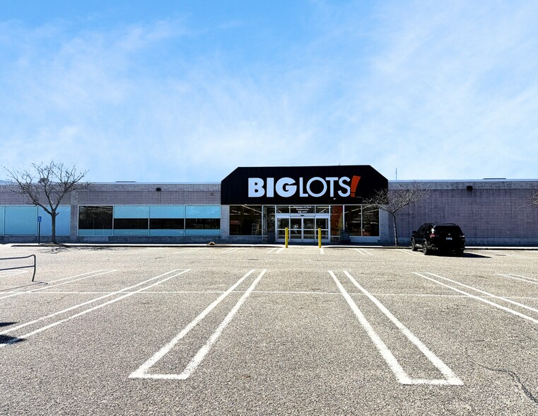 More Photos Of 5755 Sunrise Hwy, Holbrook Storefront For Lease