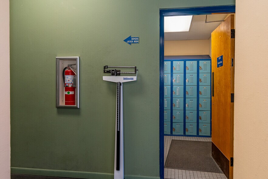 More Photos Of 415 Wingfield St, Ruidoso Health Club For Sale