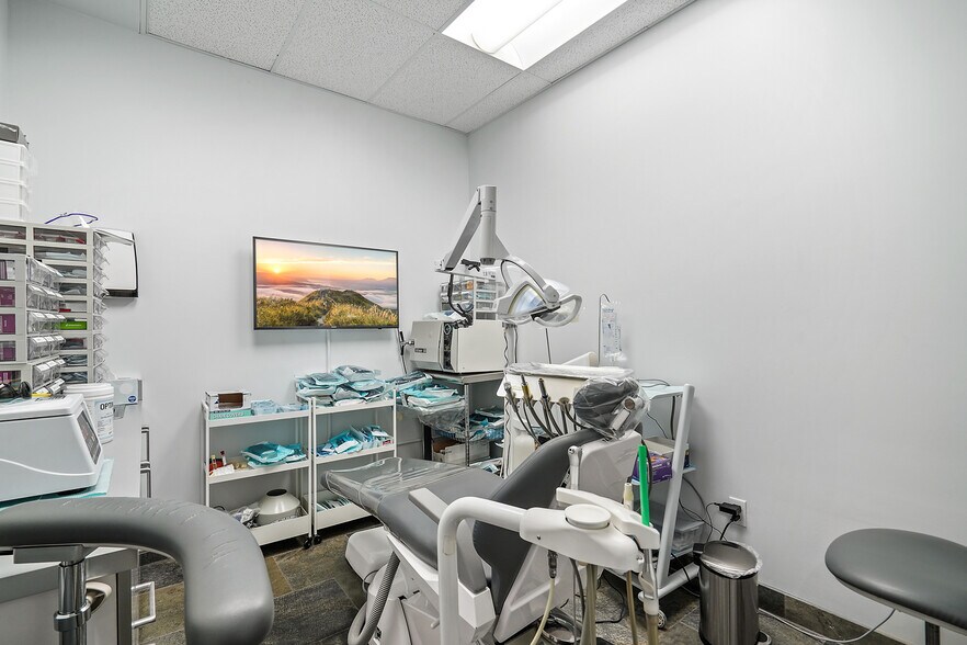 More Photos Of 1336 Van Ness Ave, San Francisco Medical For Sale