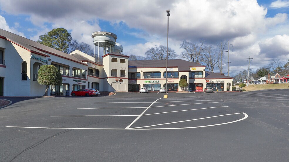 More Photos Of 2901 University Ave, Columbus Freestanding For Lease