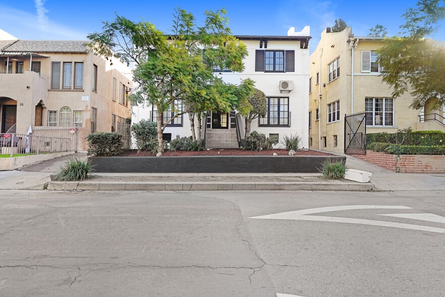 More Photos Of 852 N Oxford Ave, Los Angeles Apartments For Sale