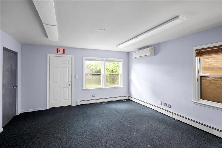 More Photos Of 25-31-25-33 Francis Lewis Blvd, Flushing Office Residential For Sale