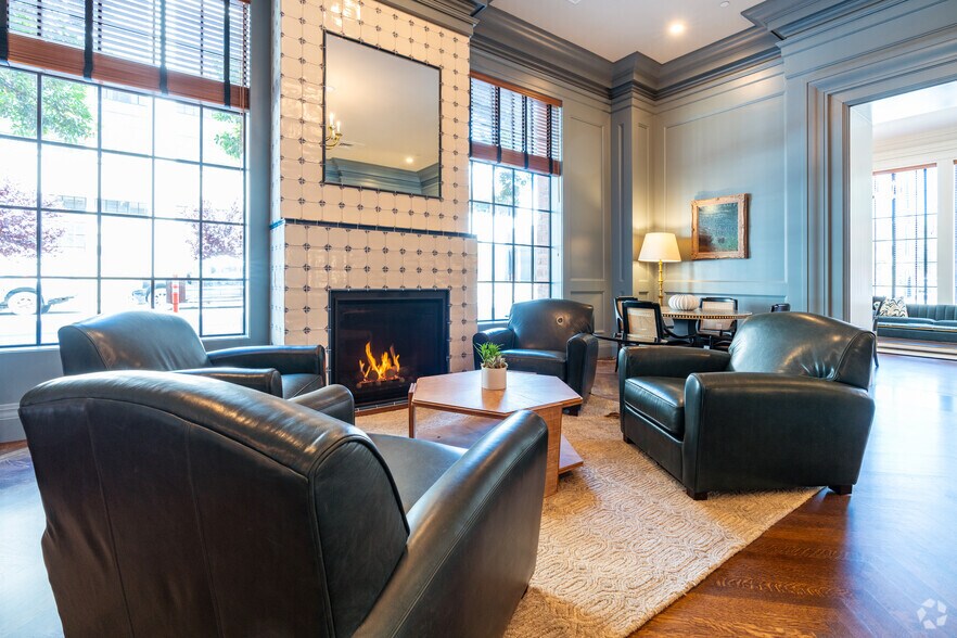 More Photos Of 2865 18th St, San Francisco Apartments For Lease