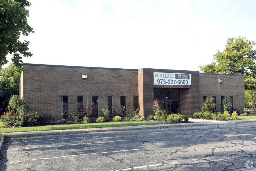 More Photos Of 60 Chapin Rd, Pine Brook Unknown For Lease