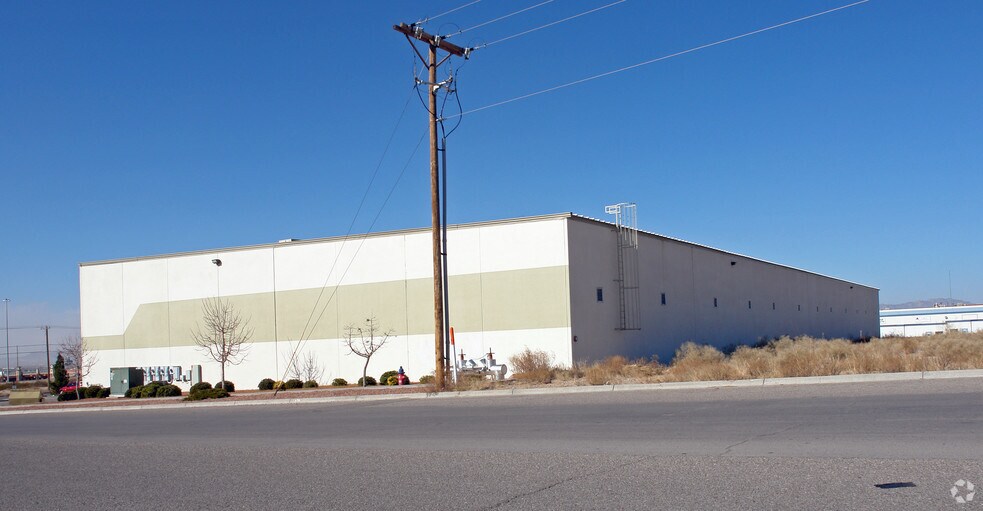 More Photos Of 12295 Rojas Dr, El Paso Warehouse For Lease