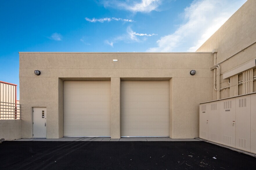 More Photos Of 2100 College Dr, Lake Havasu City Warehouse For Sale