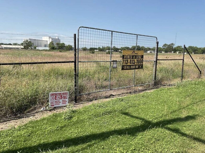 Primary Photo Of 304 E York St, Ganado Land For Sale