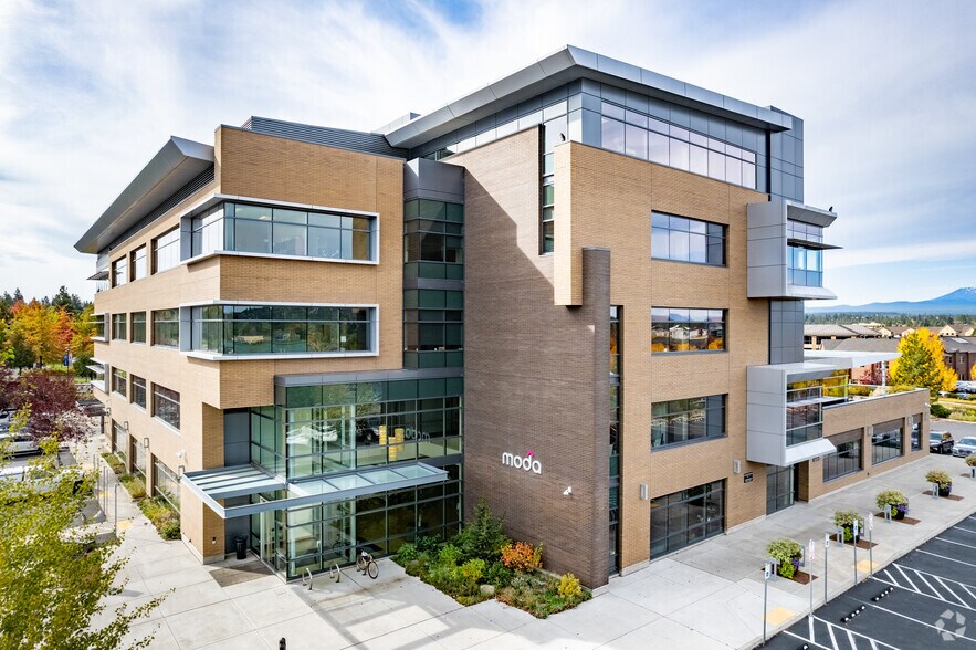 More Photos Of 360 SW Bond St, Bend Office For Lease