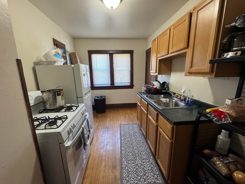 More Photos Of 2767 N Holton St, Milwaukee Apartments For Sale