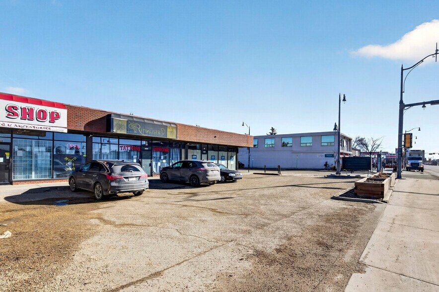 More Photos Of 15802 Stony Plain Rd NW, Edmonton Storefront For Sale