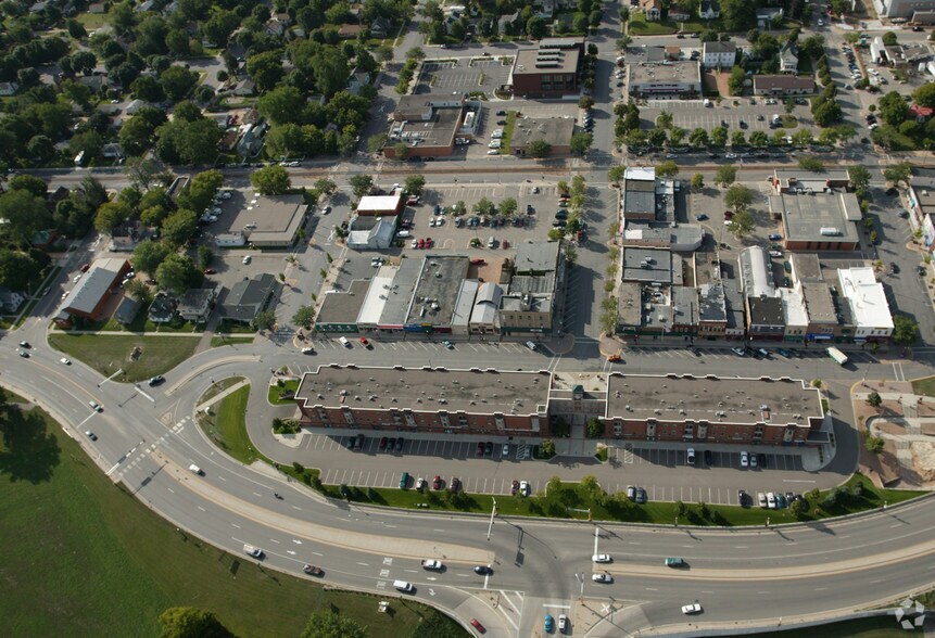 More Photos Of 205 S Lewis St S, Shakopee Office For Lease