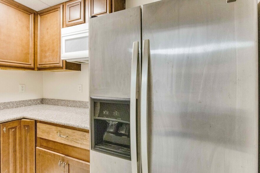 More Photos Of 2220 N Palafox St, Pensacola Medical For Sale