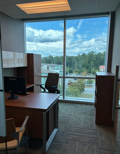 More Photos Of 201 Sigma Dr, Summerville Medical For Lease