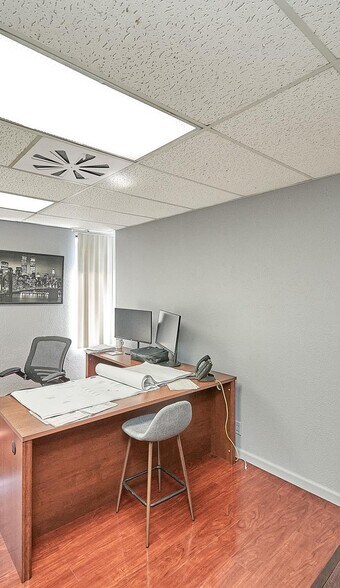 More Photos Of 5947 Burchard Ave, Los Angeles Industrial For Sale