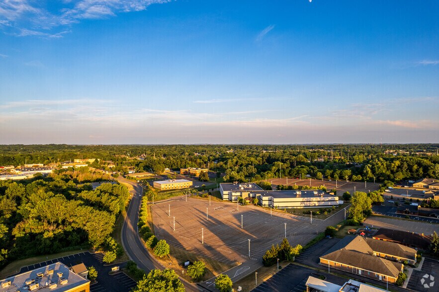 More Photos Of 4500 Munson St, Canton Office For Lease