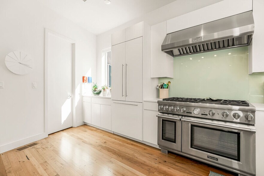 More Photos Of 1515 Walnut St, Kansas City Apartments For Sale