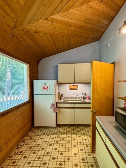 More Photos Of 2162 Ingleside Ave, Macon-Bibb Office Residential For Sale