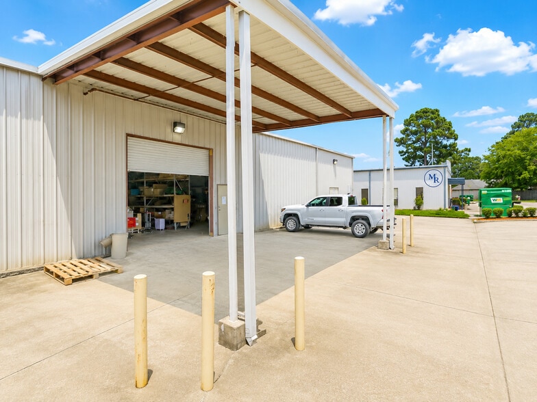 More Photos Of 9335 Interline Ave, Baton Rouge Freestanding For Lease