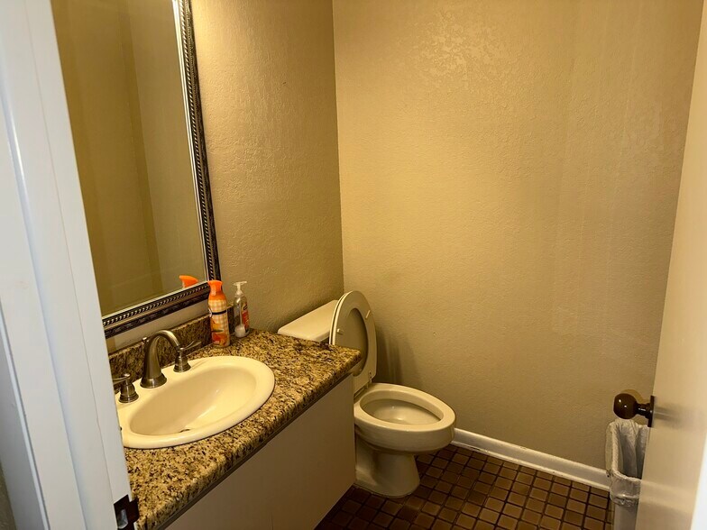 More Photos Of 3875 S Florida Ave, Lakeland Medical For Sale