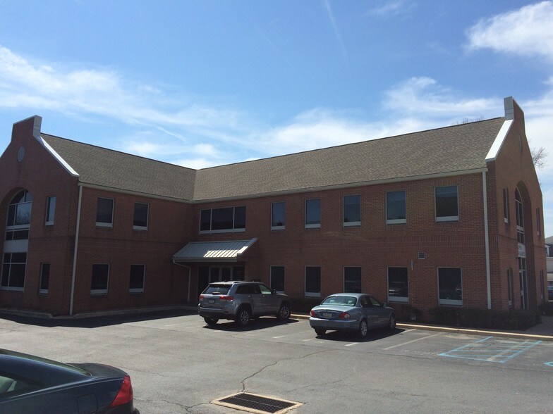 More Photos Of 312 W State St, Kennett Square Office For Lease