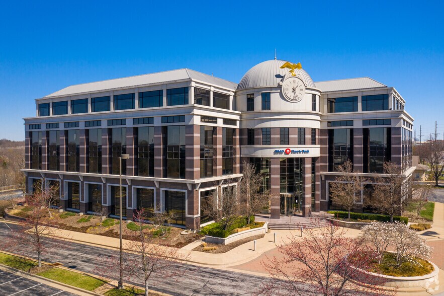 More Photos Of 13205 Manchester Rd, Des Peres Office For Lease