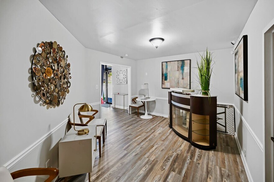 More Photos Of 3418 Dogwood Dr, Hapeville Religious Facility For Sale