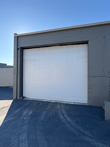 More Photos Of 162 O'Connell St, Providence Warehouse For Lease