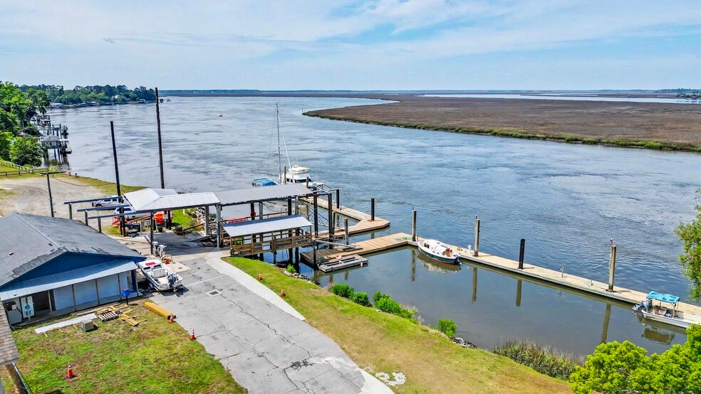 More Photos Of 171 Azalea Rd, Midway Marina For Sale