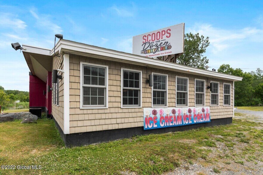 More Photos Of 5527-5531 Rte 7, Hoosick Falls General Retail For Sale