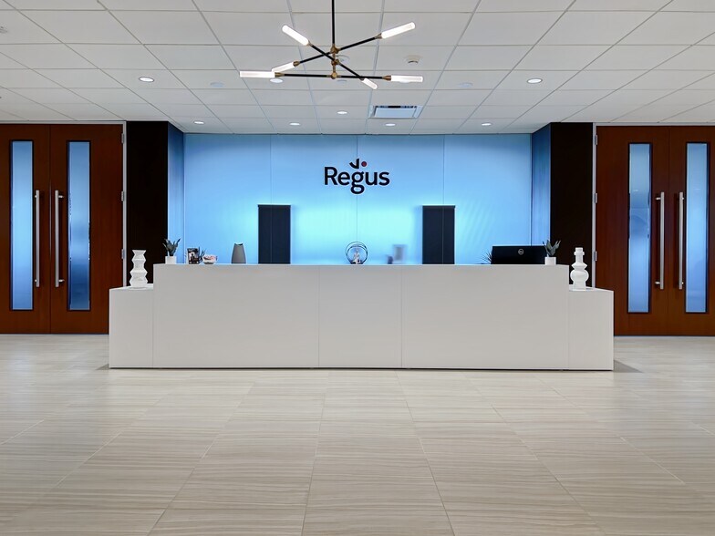 More Photos Of 11740 Katy Fwy, Houston Coworking Space