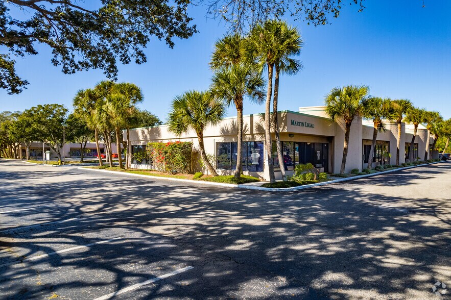 More Photos Of 1600 Sarno Rd, Melbourne Office For Sale