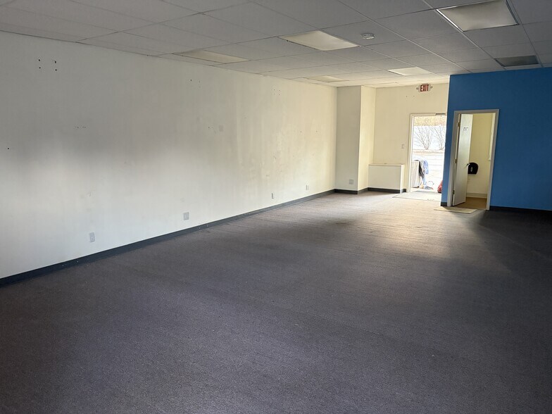 More Photos Of 27051 Southfield Rd, Lathrup Village Freestanding For Sale